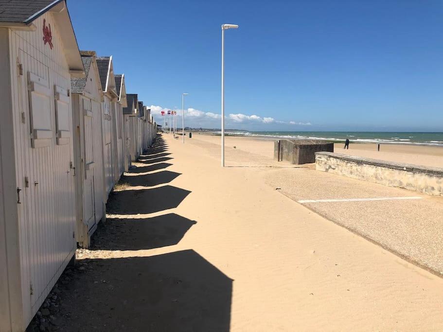 Appartement Acces Direct A La Plage Bernieres-sur-Mer Ngoại thất bức ảnh