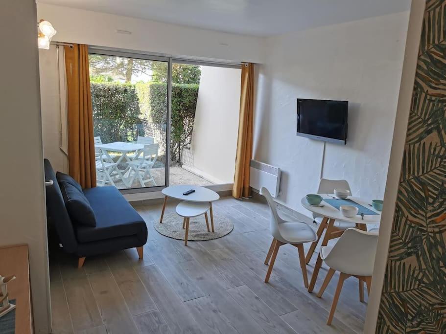 Appartement Acces Direct A La Plage Bernieres-sur-Mer Ngoại thất bức ảnh